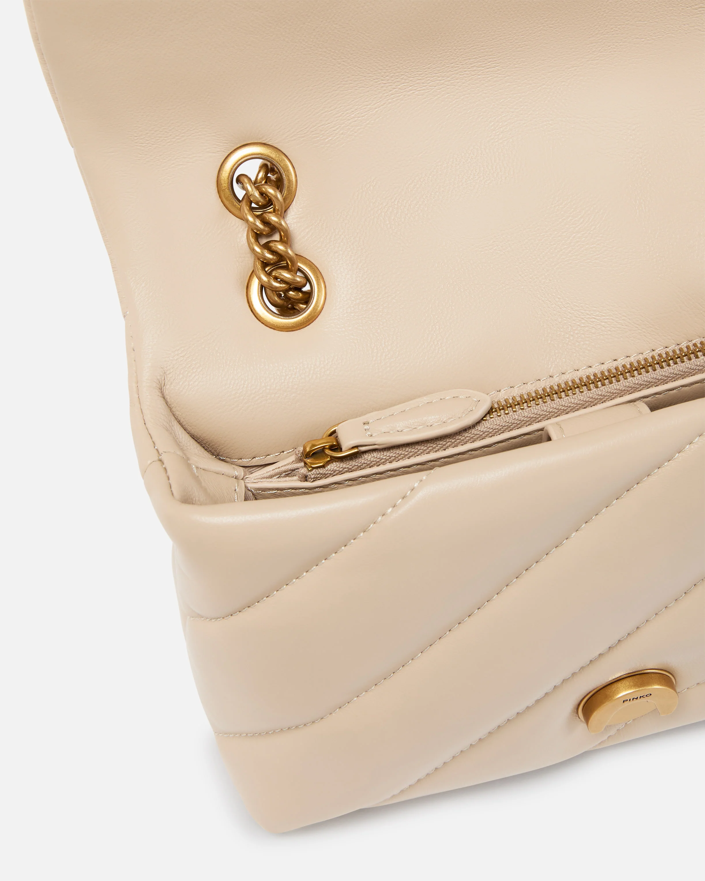 Borsa piccola a tracolla Love Bag Puff Maxi Quilt - Image 4