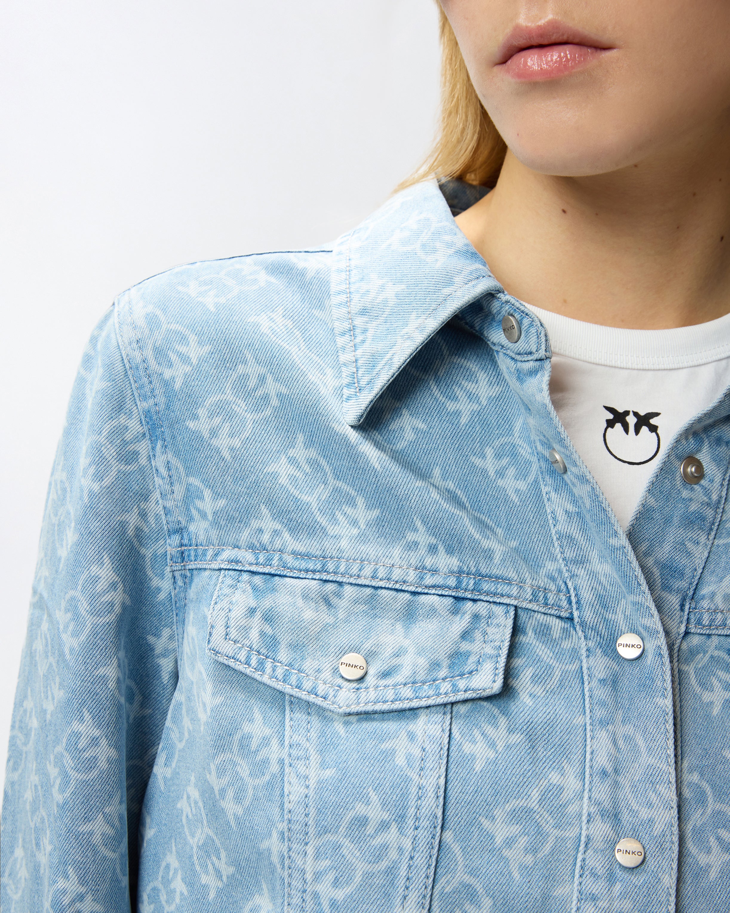 Camicia in denim con logo Love Birds - Image 5