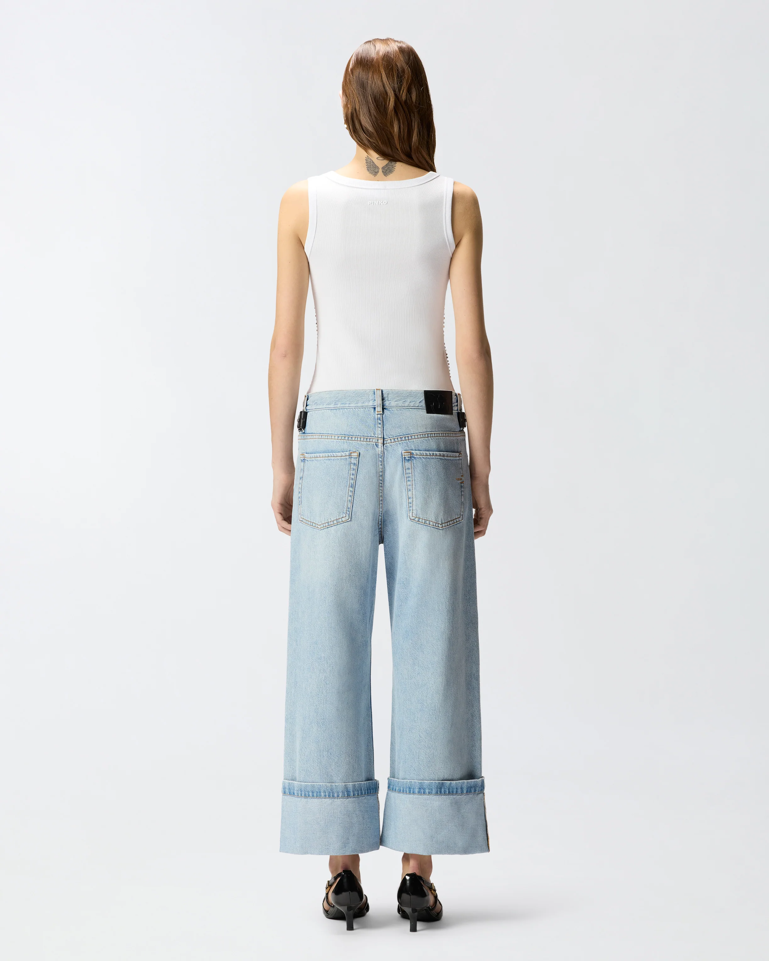 Jeans cropped con cintura in pelle - Image 3
